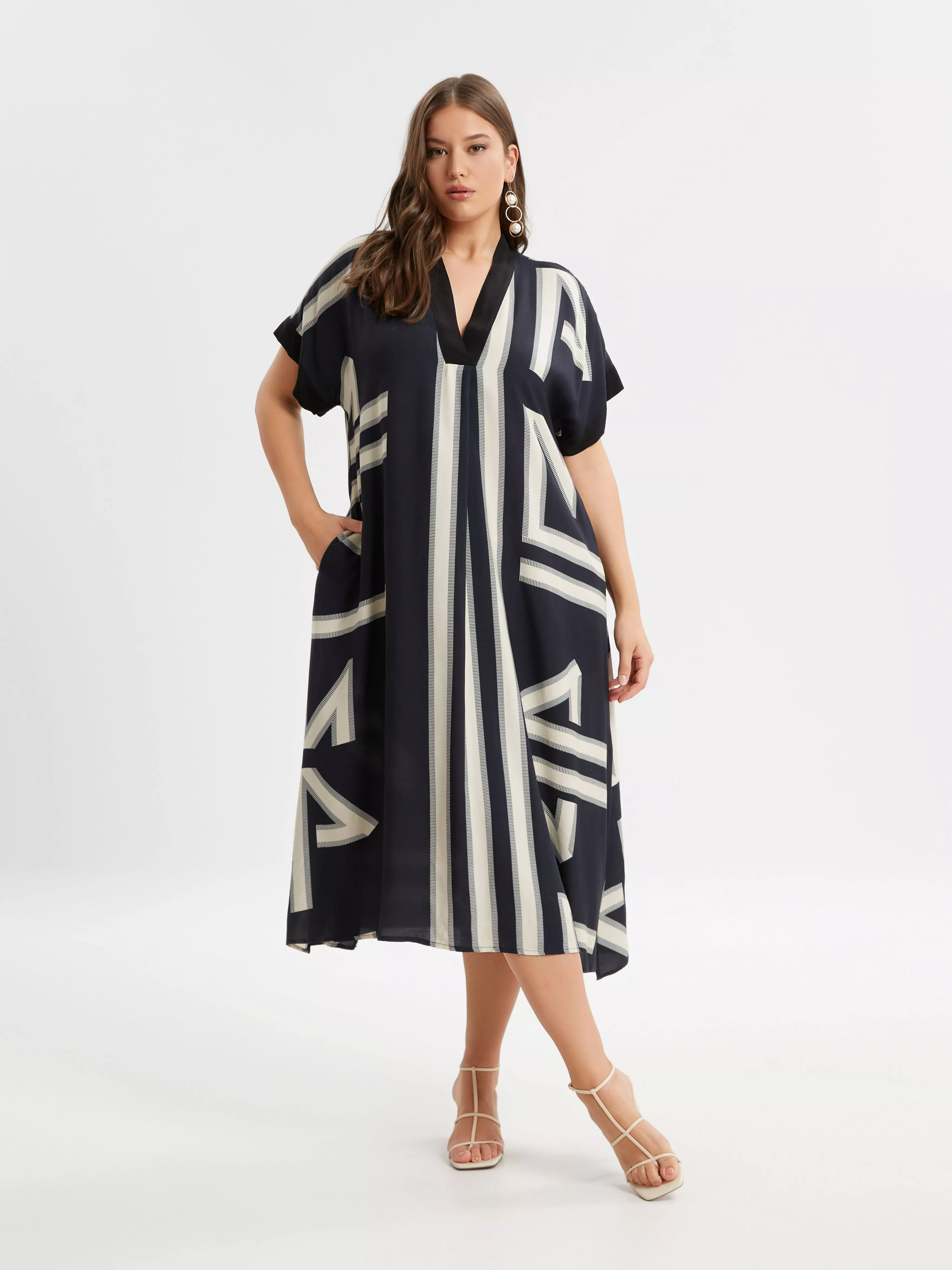 8301.7043 ROBE MAT FASHION