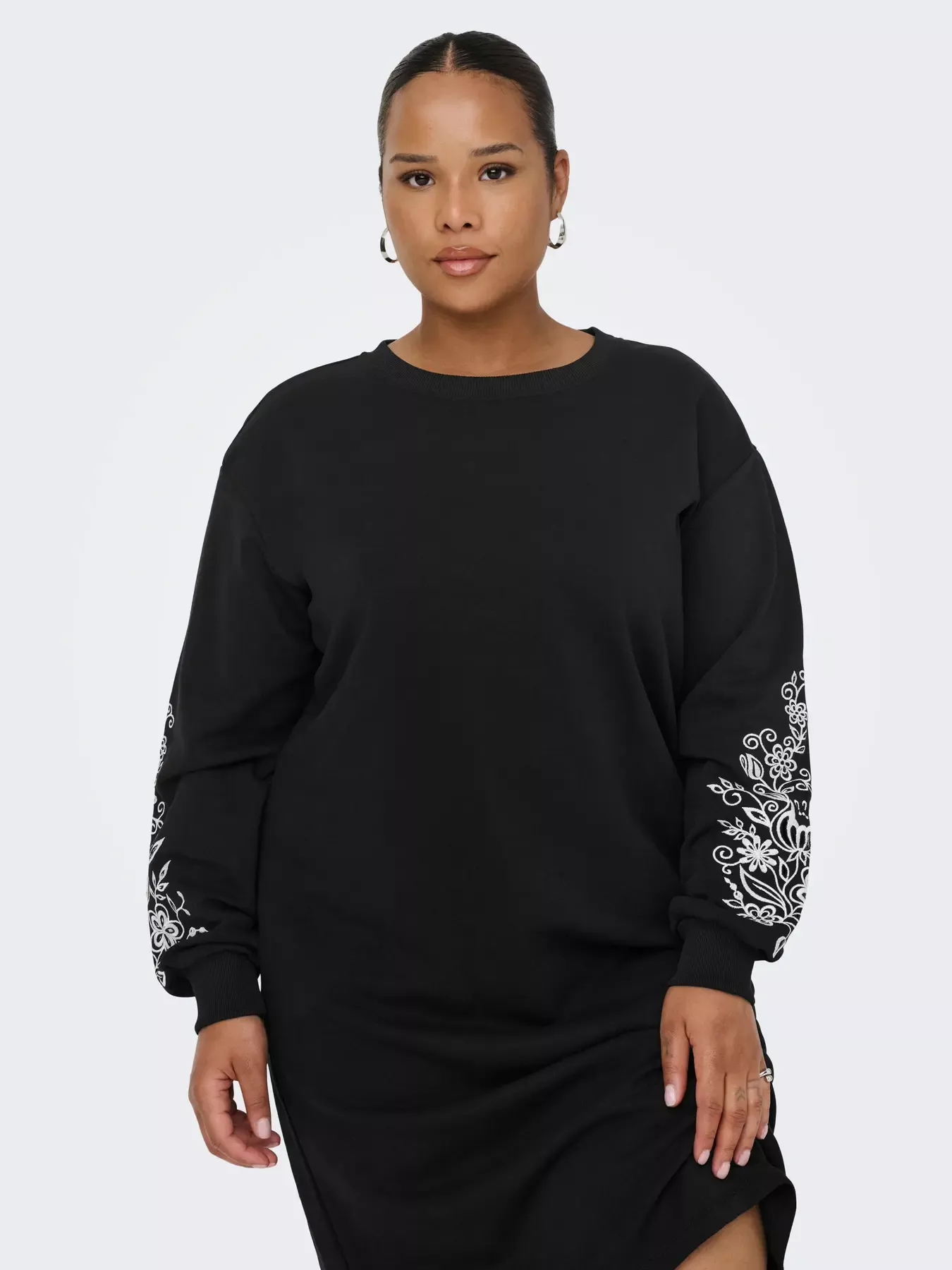 677 ROBE SWEAT ORIANNE 15356509 ONLY CARMAKOMA