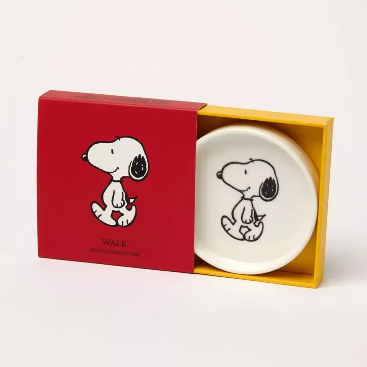 VIDE-POCHE / ASSIETTE À BIJOUX SNOOPY “WALK” EN CÉRAMIQUE – PEANUTS x MAGPIE