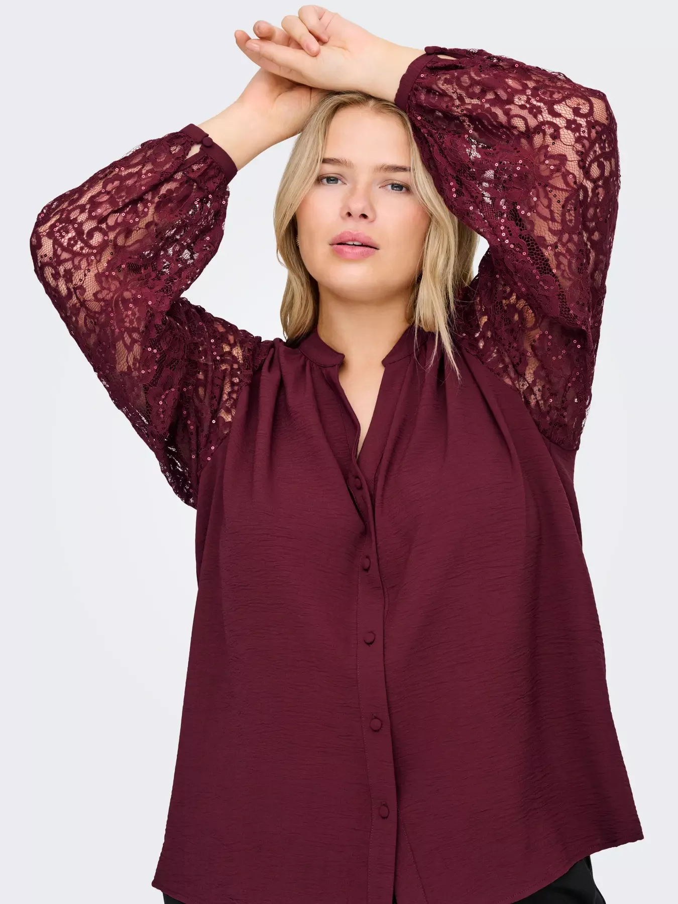 BLOUSE MANCHES DENTELLE SIMONE - ONLY CARMAKOMA - GRANDE TAILLE 42-54