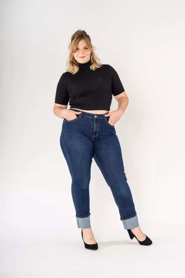 JEAN REGULAR MIT AUFSCHLAG – NINA CARTER – GROSSE GRÖSSEN 42–50