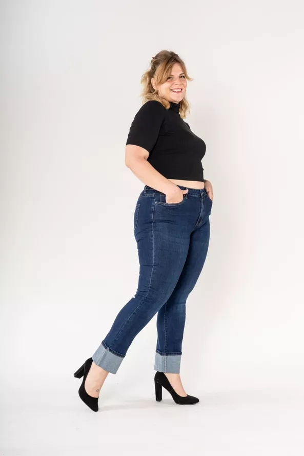 JEAN REGULAR MIT AUFSCHLAG – NINA CARTER – GROSSE GRÖSSEN 42–50