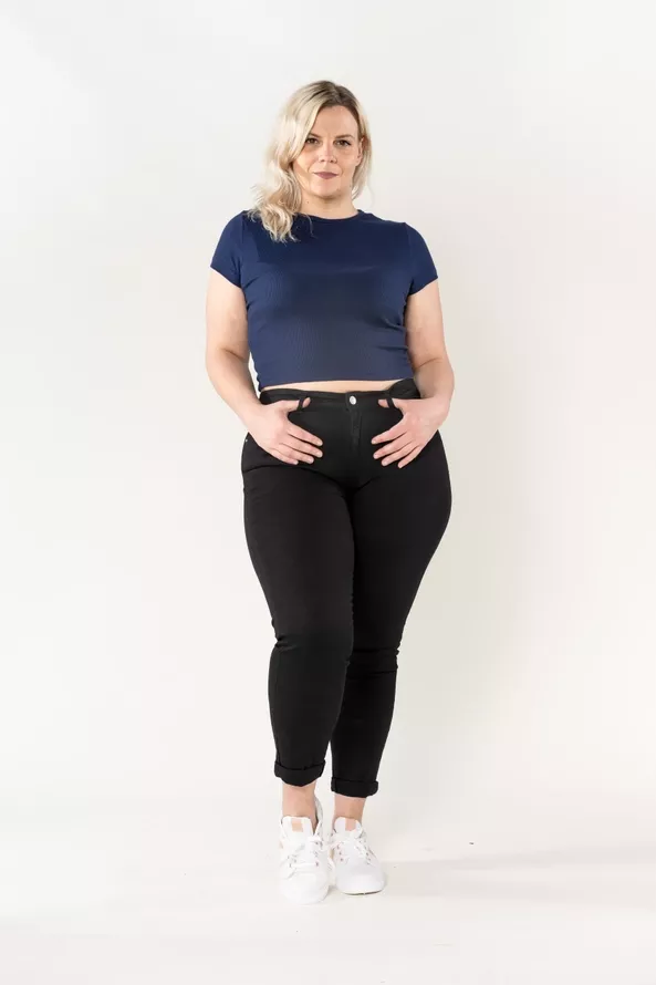 JEANS CURVE SLIM – NINA CARTER – GRANDE TAILLE 40–50
