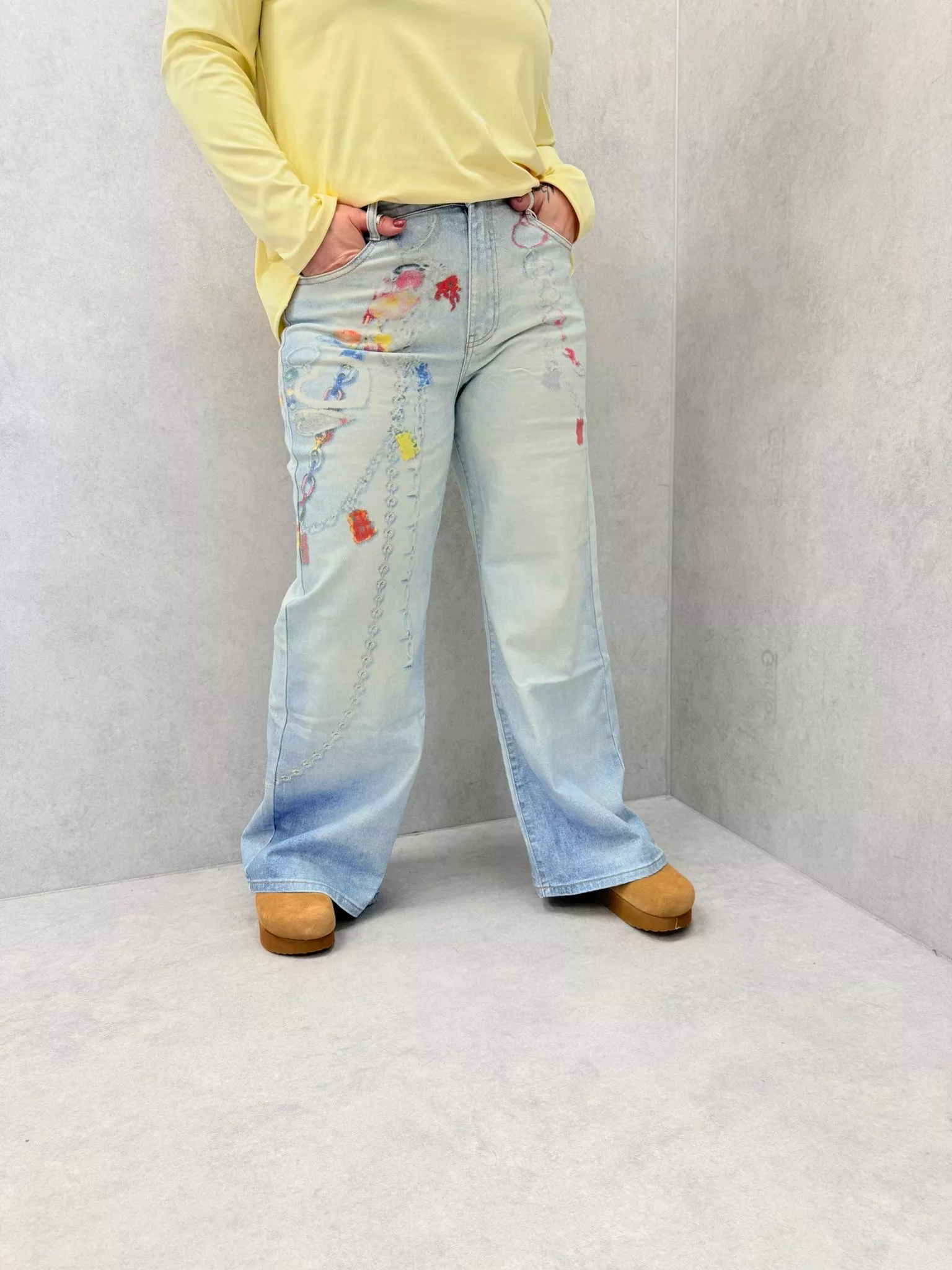 JEANS AARON LIGHT BLUE DENIM – IMPRIMÉ FIGURATIF EFFET ESTOMPÉ