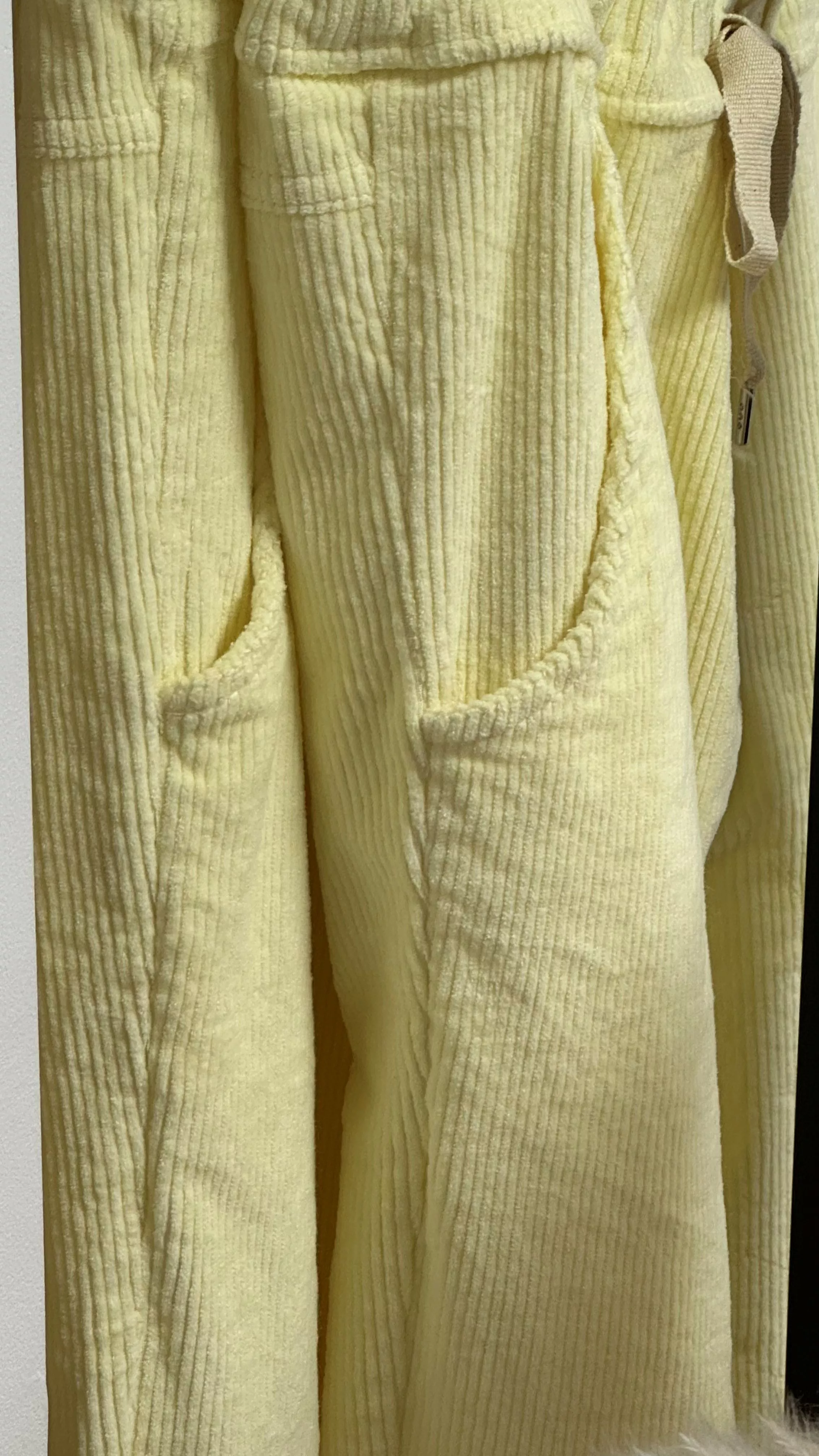 PANTALON VELOURS CÔTELÉ – C MÉLODIE – GRANDE TAILLE 44–48