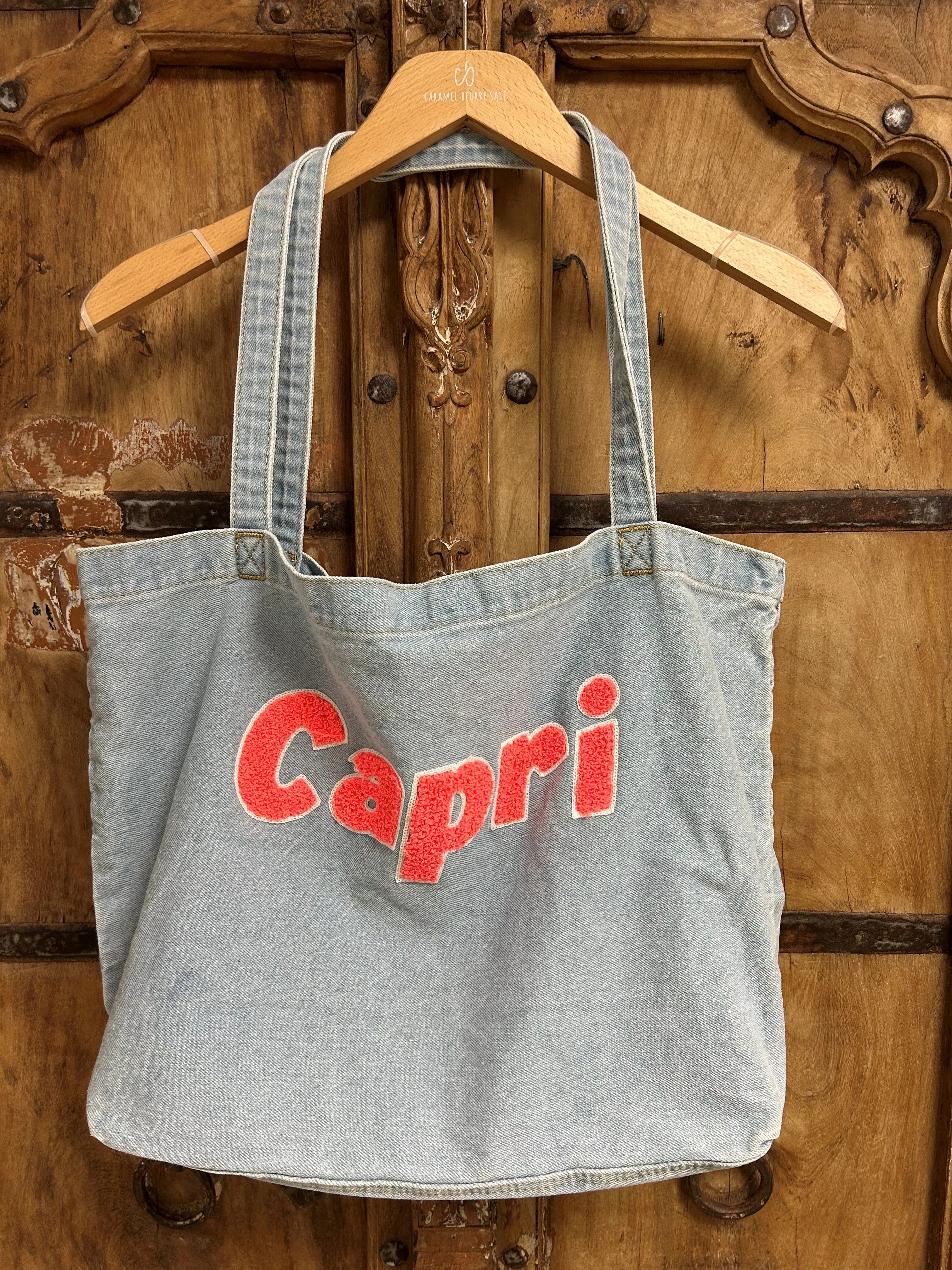 SAC EN JEAN AVEC APPLICATION BOUCLETTE – CAPRI