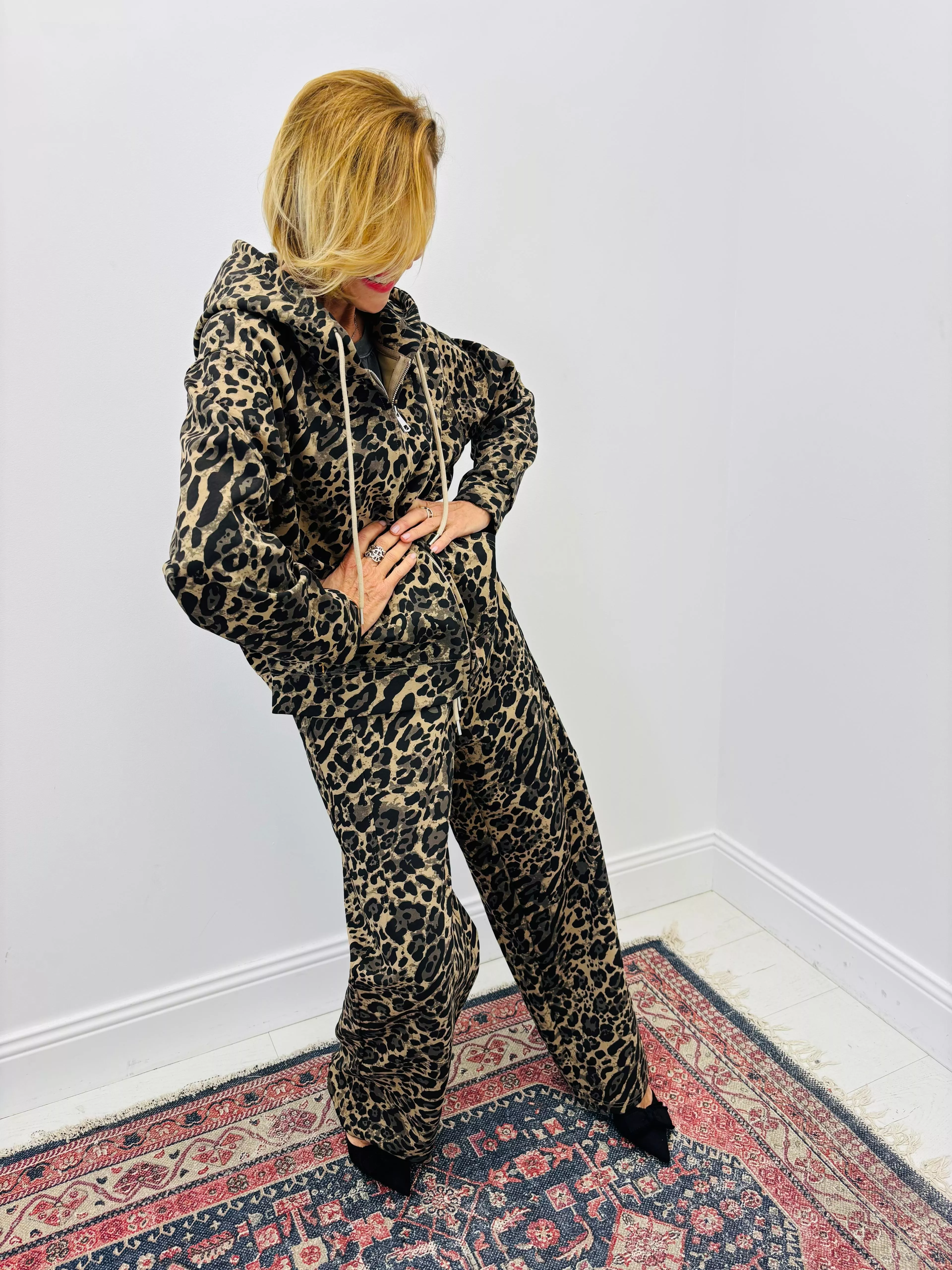 LEOPARDEN ZIP-HOODIE – JOYNA PARIS