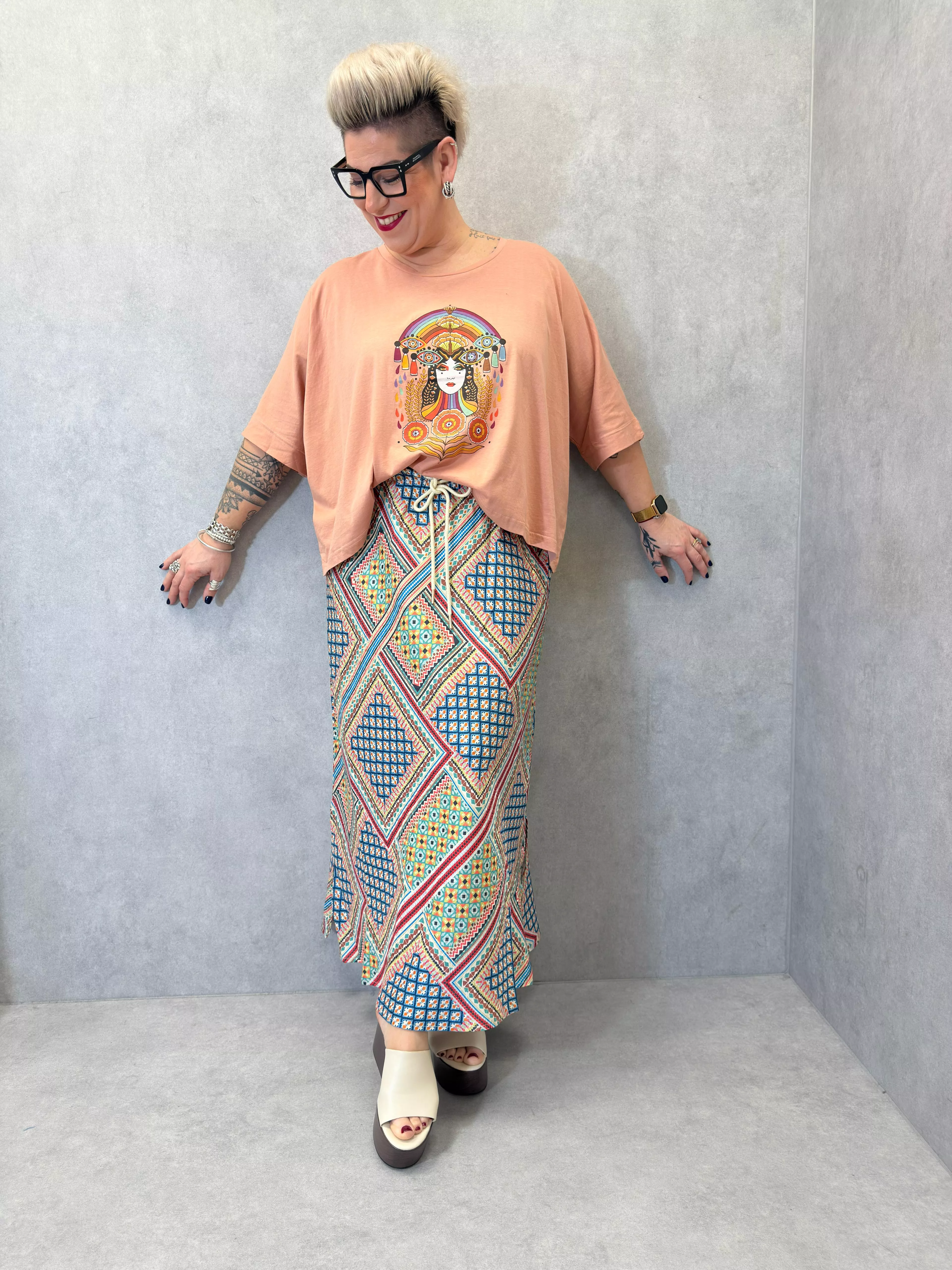 T-SHIRT IRISÉE – LUNA BLOOM – GROSSE GRÖSSEN 44–58