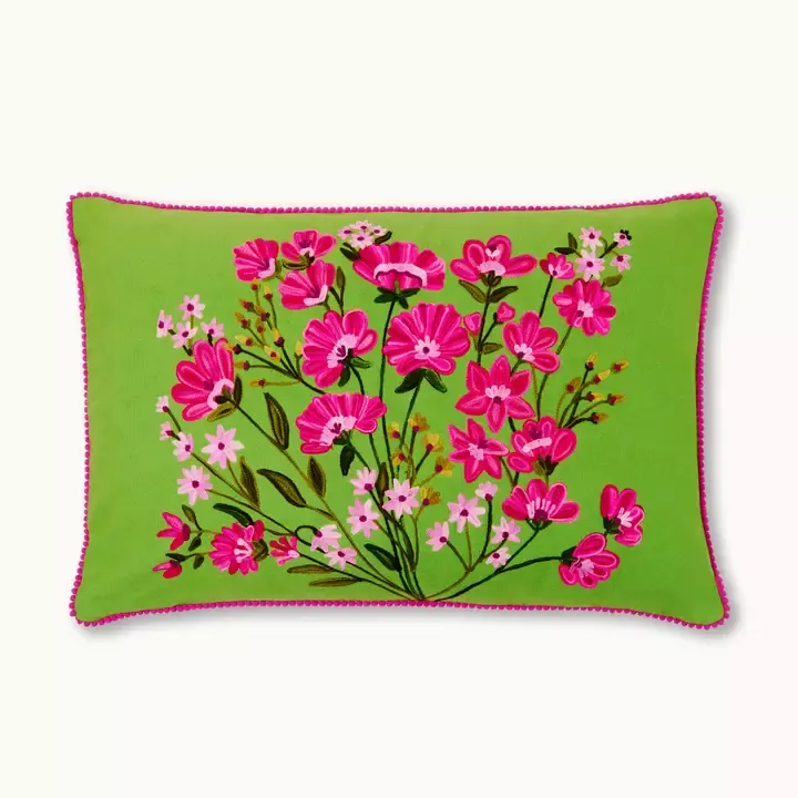 COUSSIN COTON FLEURS ROSES SUR FOND VERT AVEC REMBOURRAGE – BY VIVI