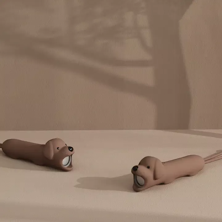 LAMPE DE POCHE CHIEN MARRON – WINKEE – LAMPE LED RECHARGEABLE