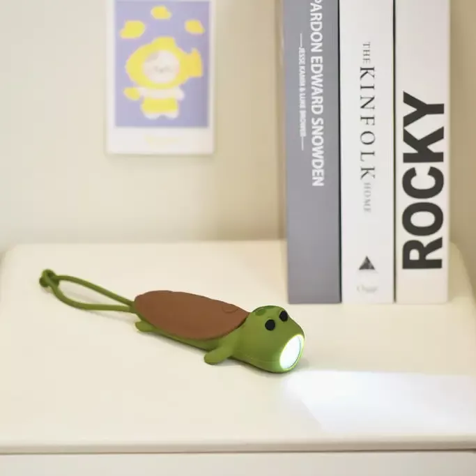 LAMPE DE POCHE TORTUE VERTE – WINKEE – LAMPE LED RECHARGEABLE