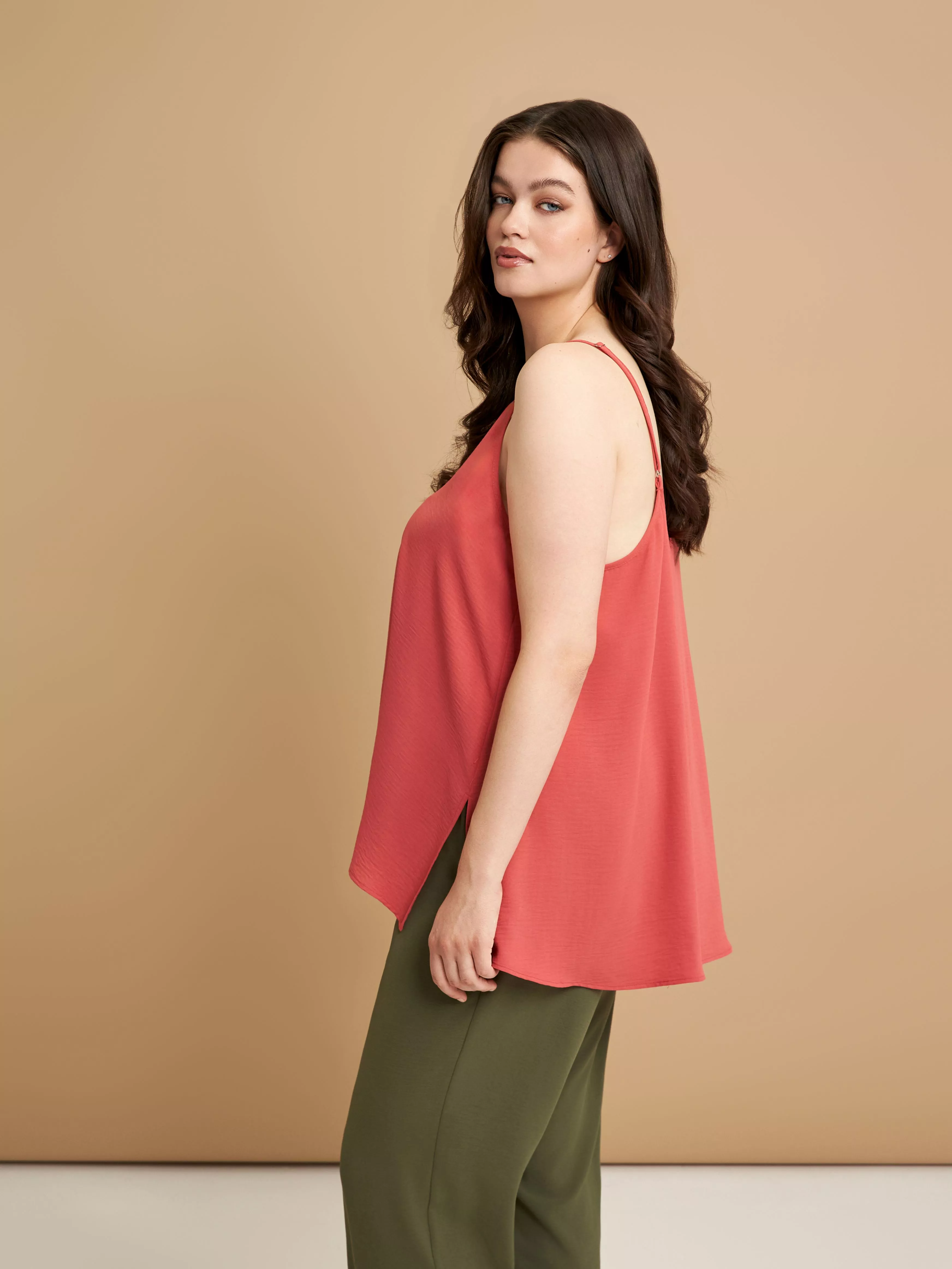 TOP À BRETELLES FLUIDE – MAT FASHION – GRANDE TAILLE 44–54