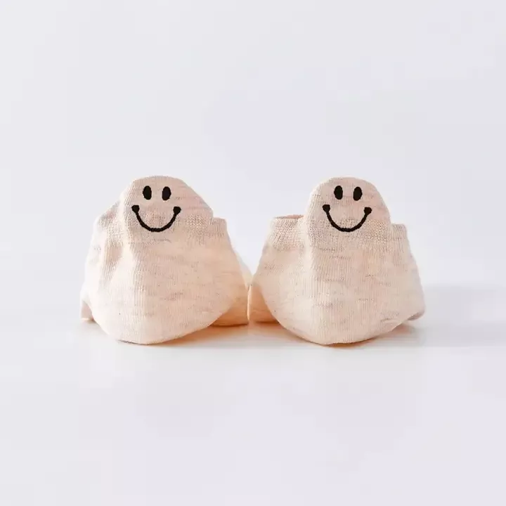 SOQUETTES LANGUETTE SMILEY – TITES CHAUSSETTES