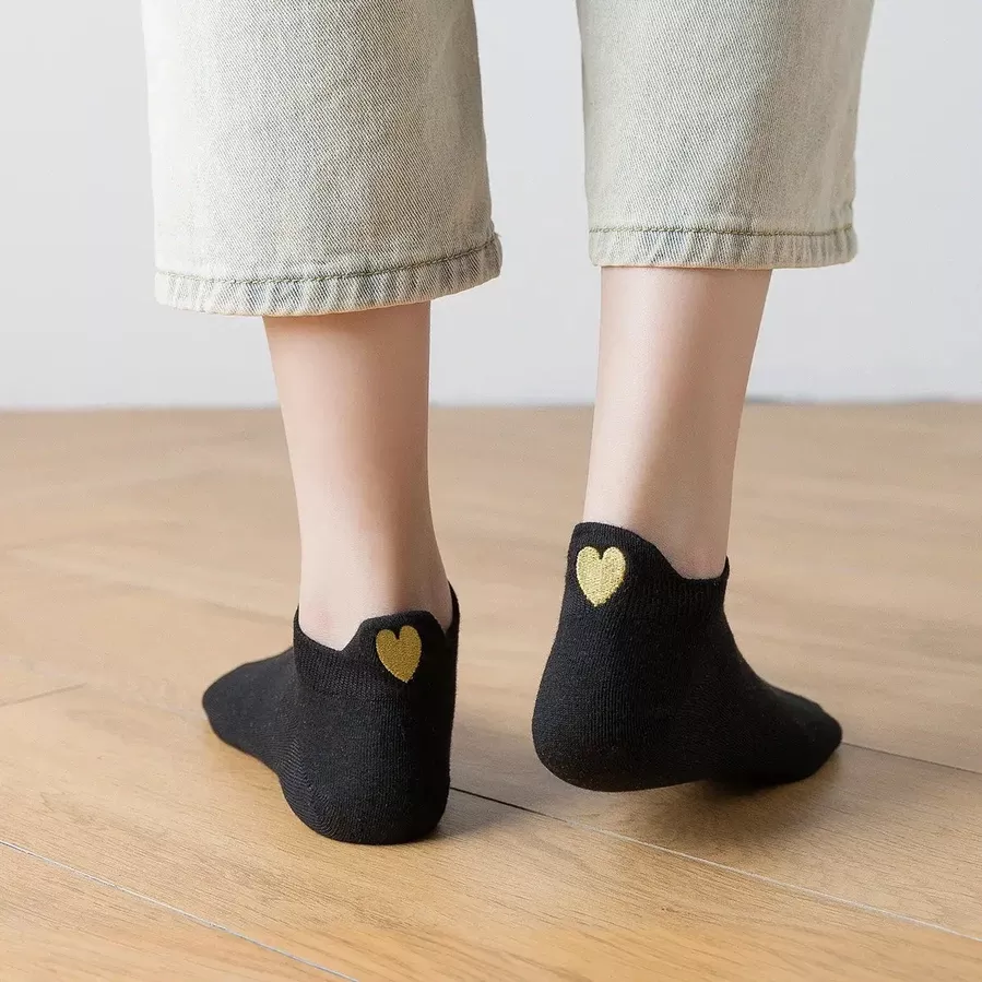 SOQUETTES LANGUETTE CŒUR DORÉ – TITES CHAUSSETTES