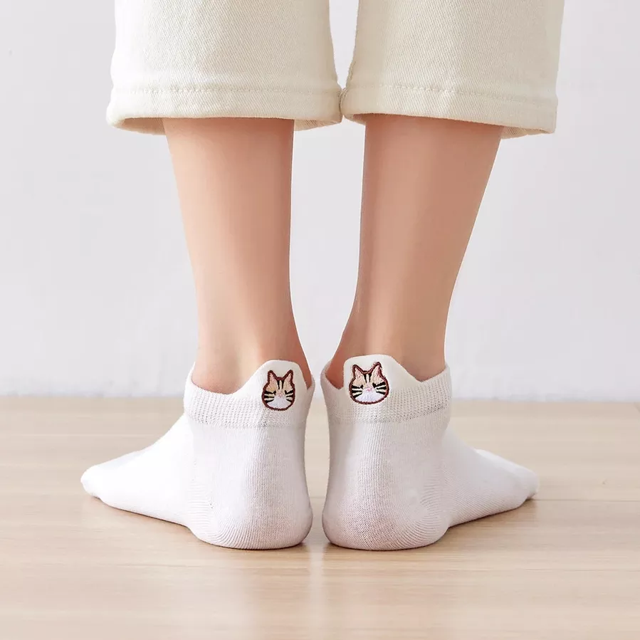 SOQUETTES LANGUETTE CHAT – TITES CHAUSSETTES