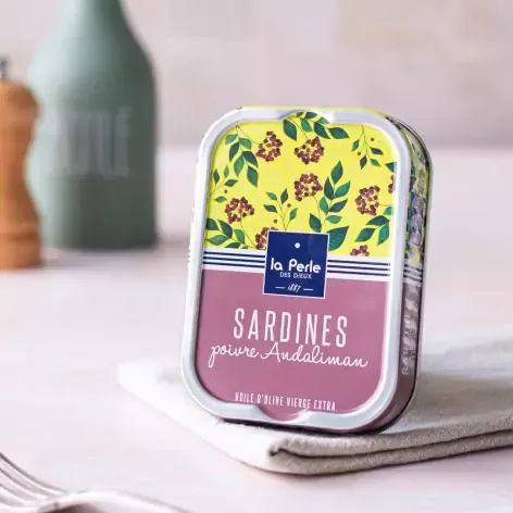 SARDINES AU POIVRE ANDALIMAN – POIDS TOTAL NET 115 G – LA PERLE DES DIEUX 1887
