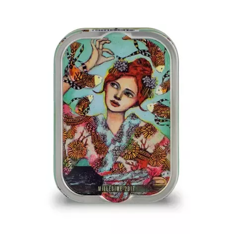 SARDINES MILLÉSIMÉES 2017 – DELPHINE COSSAIS – POIDS TOTAL NET 115 G – LA PERLE DES DIEUX 1887