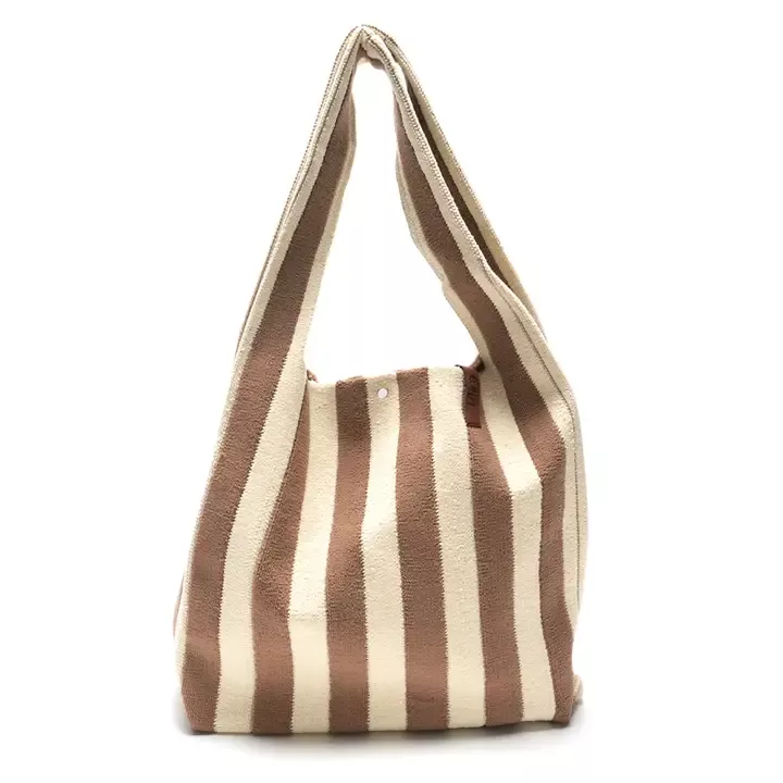 SHOPPER LOÏS ÉPONGE – LOT 83 – ÉCRU & CAMEL