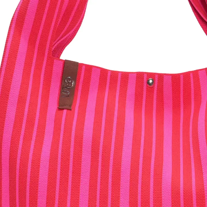 SHOPPER LOÏS ROSE ET ROUGE À FINES RAYURES – LOT 83