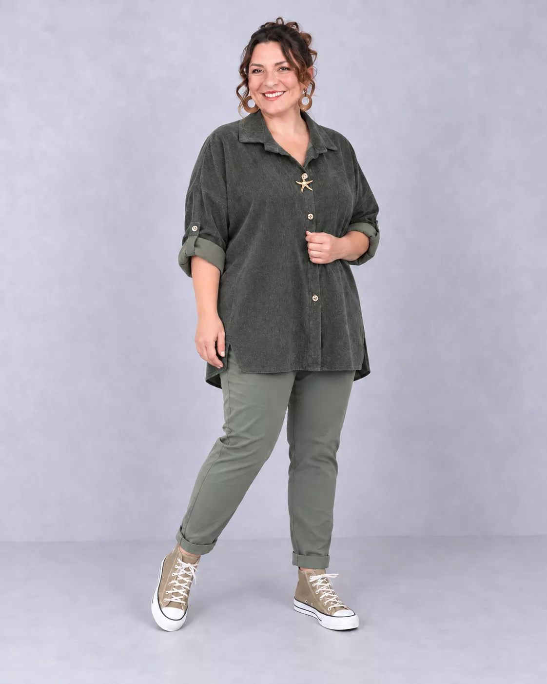 CHEMISE LONGUE INES EN VELOURS CÔTELÉ - GRANDE TAILLE 50-52