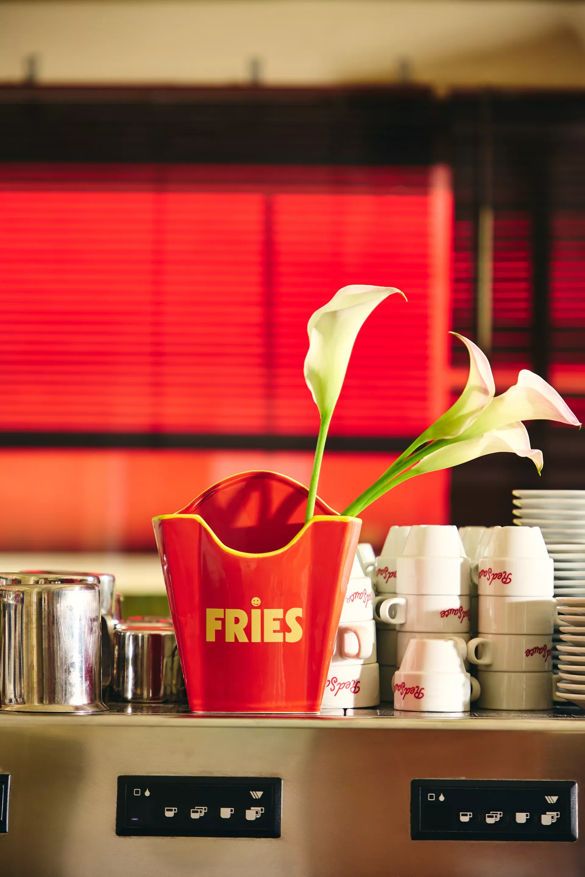 VASE FRITES « FRIES » EN CÉRAMIQUE – FLUID MARKET