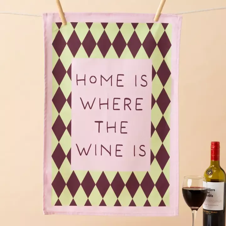GESCHIRRTUCH AUS BAUMWOLLE – HOME IS WHERE THE WINE IS – MADDISON BALL CREATIVE