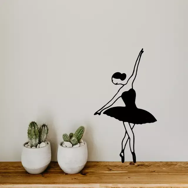 DIE BALLERINA – WANDDEKORATION – FILOMEN