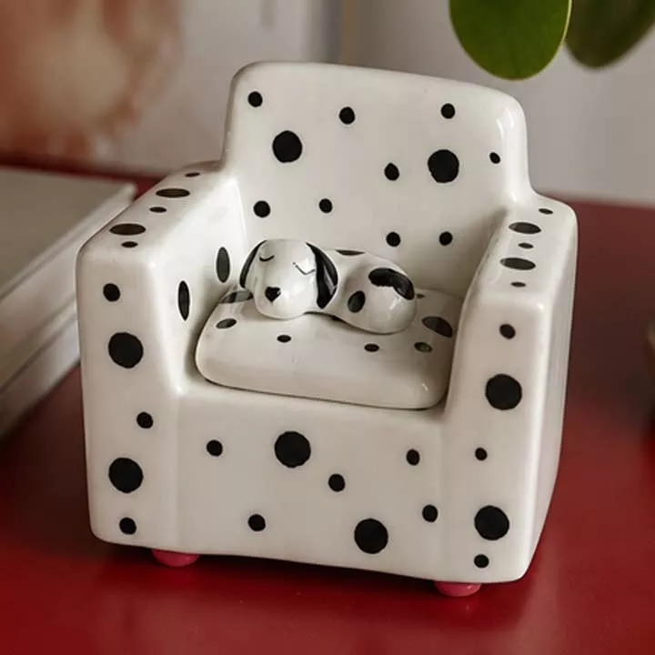 BOÎTE À BIJOUX – CHIEN SUR CANAPÉ – HELIO FERRETTI