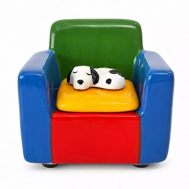 SCHMUCKDOSE – HUND AUF BUNTEM SOFA – HELIO FERRETTI