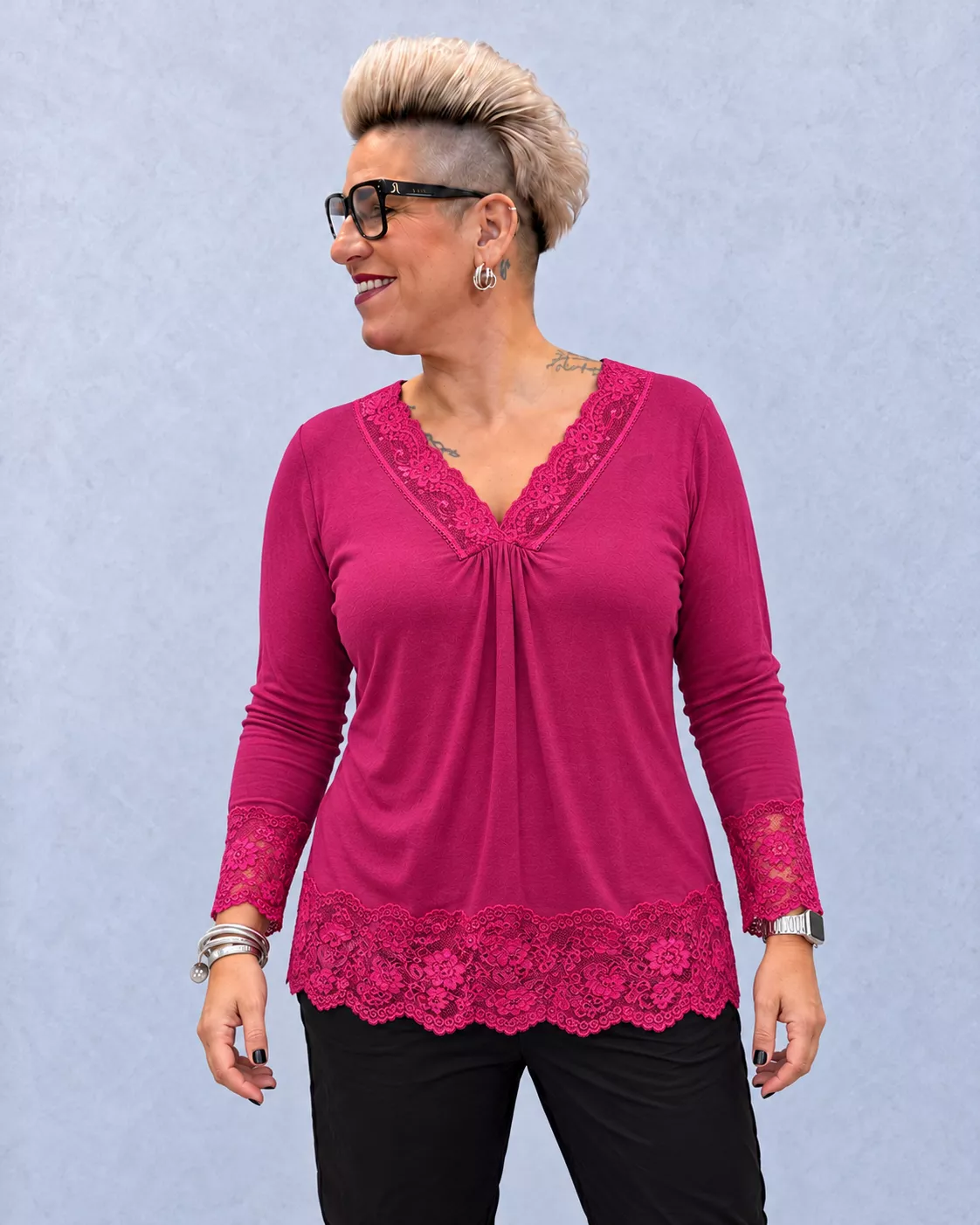 TOP EN VISCOSE ET DENTELLE – GRANDE TAILLE 46–48