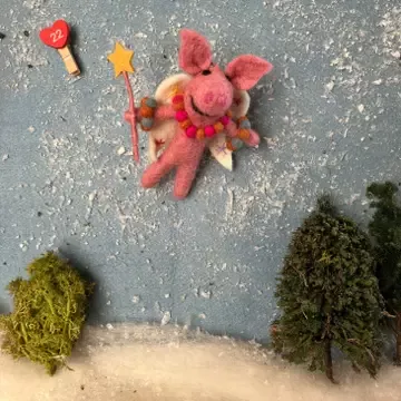 FILZANHÄNGER – FEE PENELOPE PORKER – FELT SO GOOD